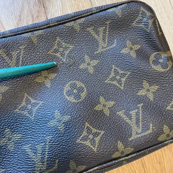 Vintage Louis Vuitton Brown Monogram Clutch Bag: Read Description - Picture 13 of 17